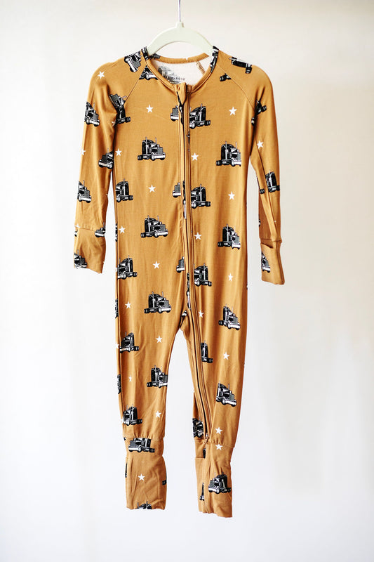 Boys 18-Wheeler Zippy Pajama
